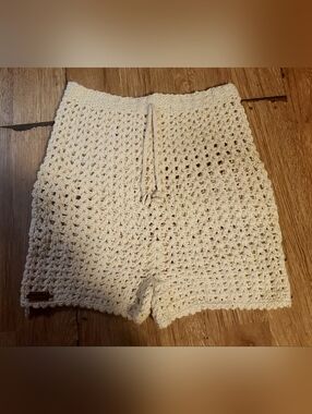 Sueli Mendes Crochet Knit High Waisted Drawstring Shorts W Pooka Shell Details